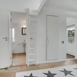 Tatil Evi Gorgeous In With Kitchen