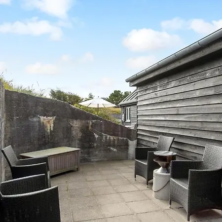 Gorgeous In With Kitchen