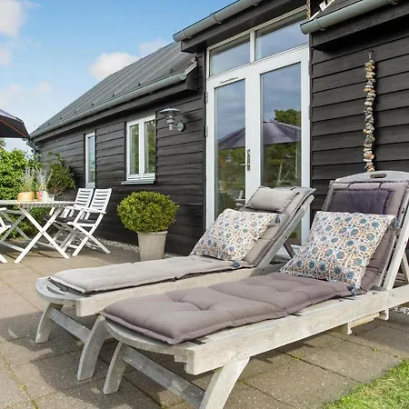 Feriehus Gorgeous In With Kitchen Bindslev