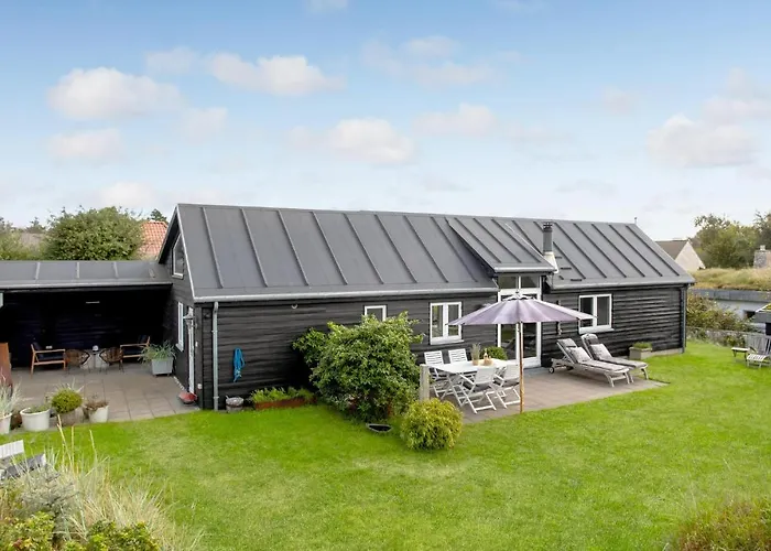 Дом отдыха Gorgeous In With Kitchen *