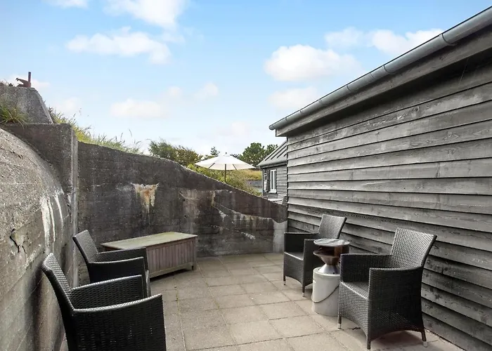 Gorgeous In With Kitchen