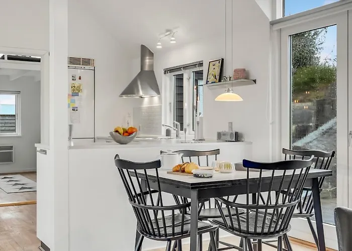 Дом отдыха Gorgeous In With Kitchen